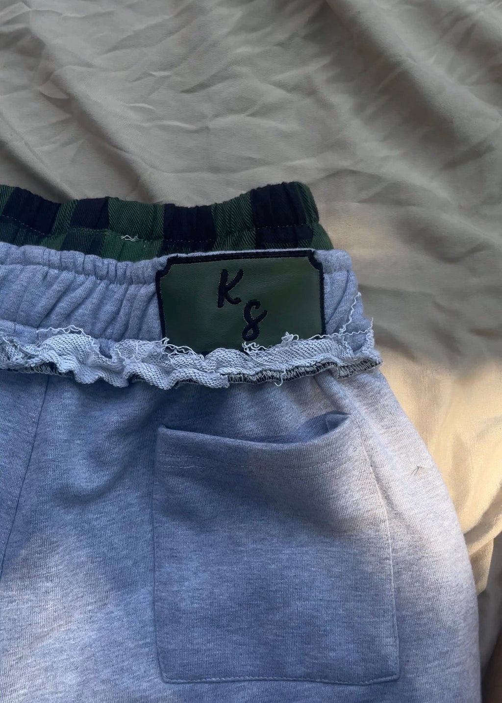 Kalm & Khaos Capri shorts