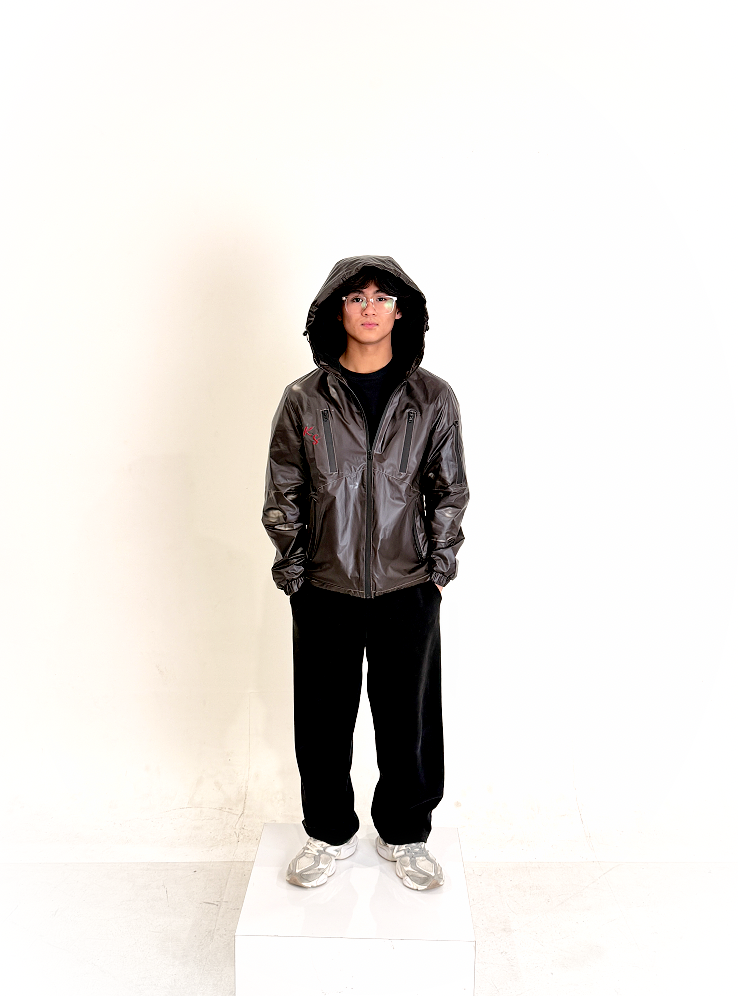 HTR WNDBRKR-04
